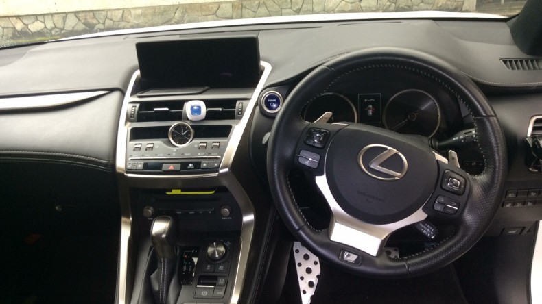 内装インパネ全体