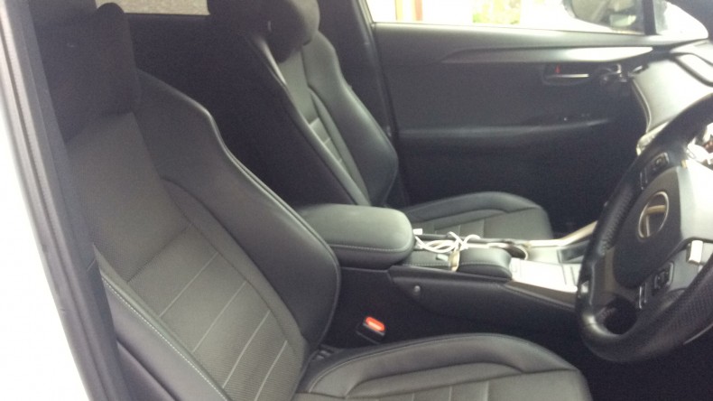 内装前方シート