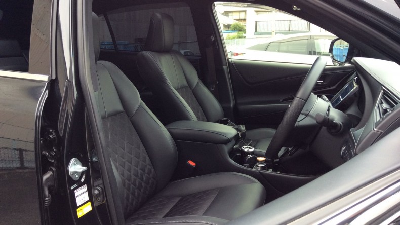 内装前方シート