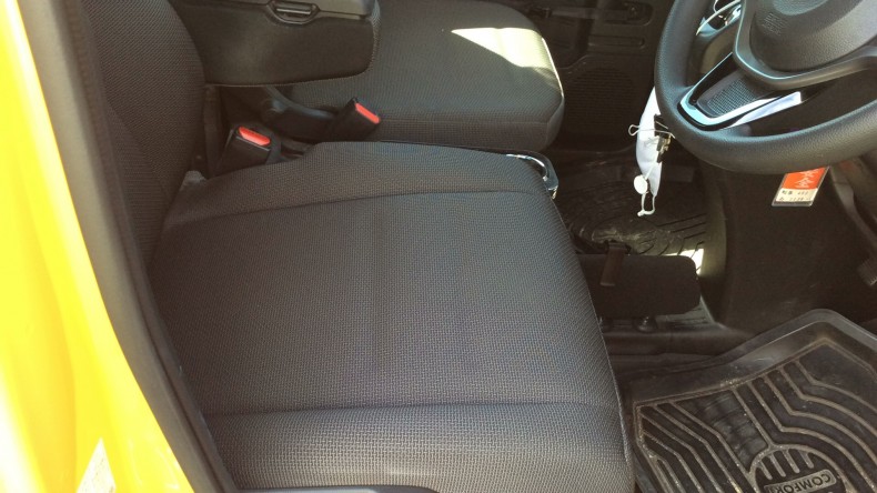 内装前方シート