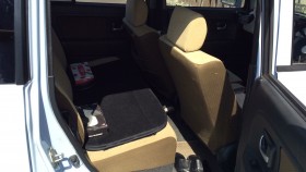 内装後方シート