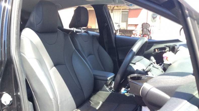 内装前方シート