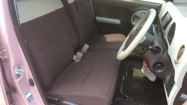 内装前方シート