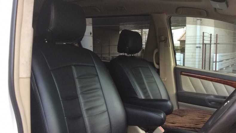 内装前方シート