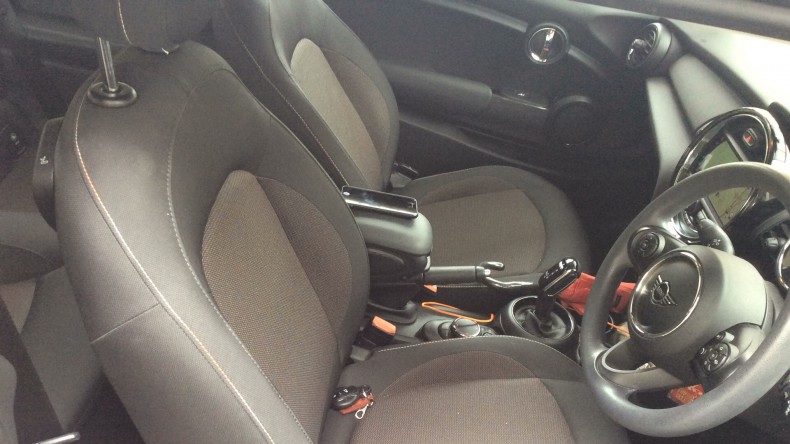 内装前方シート