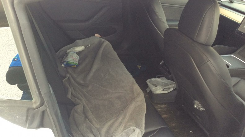 内装後方シート