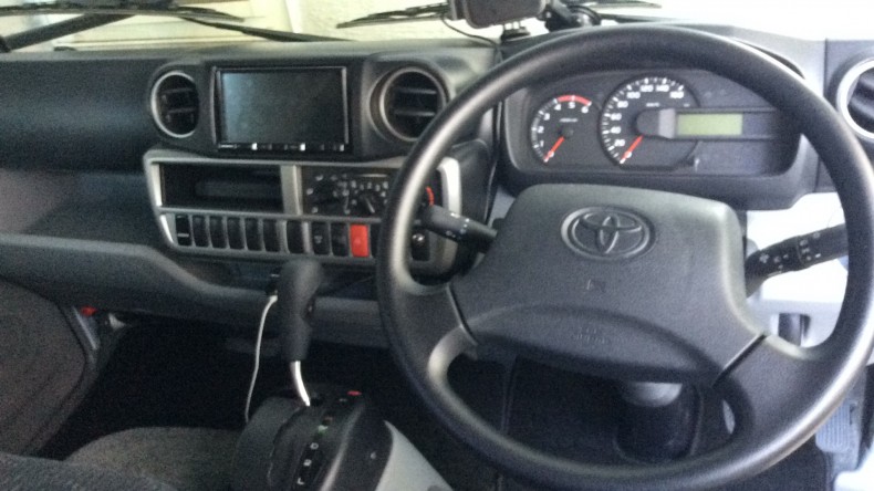 内装インパネ全体