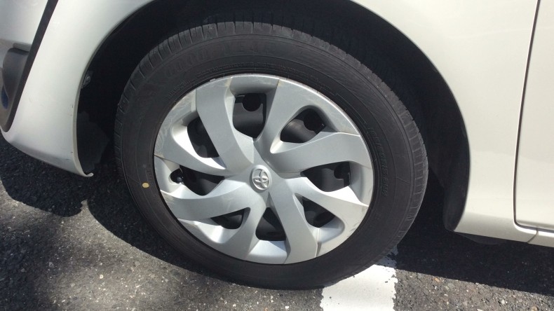 タイヤホイール前