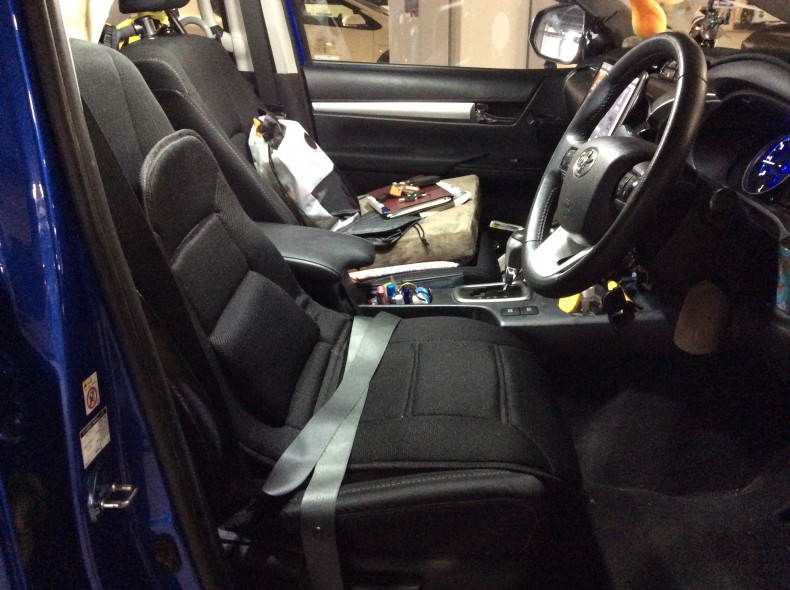 内装前方シート