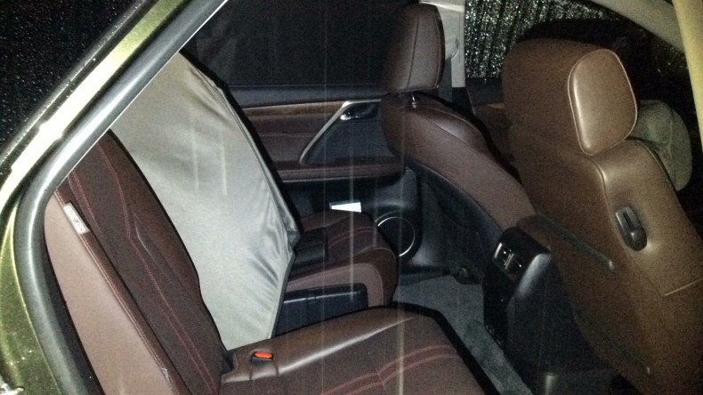 内装後方シート