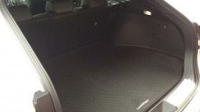 内装トランク