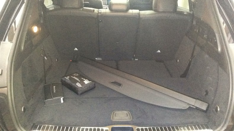 内装トランク