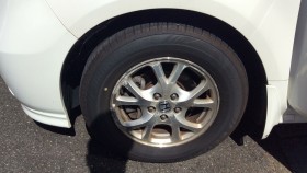 タイヤホイール前