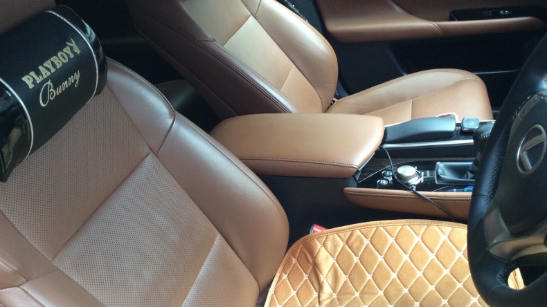 内装前方シート