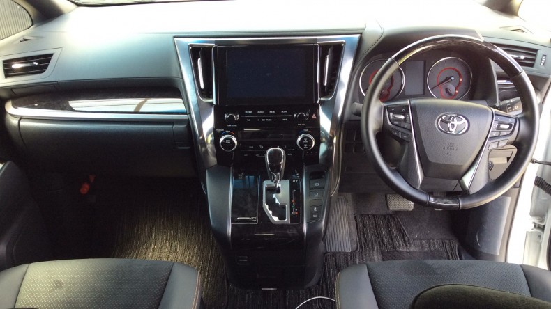 内装インパネ全体