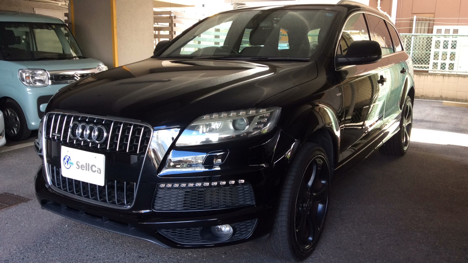 アウディ　Ｑ７ ５５ＴＦＳＩクワトロ Ｓラインの車種サムネイル画像