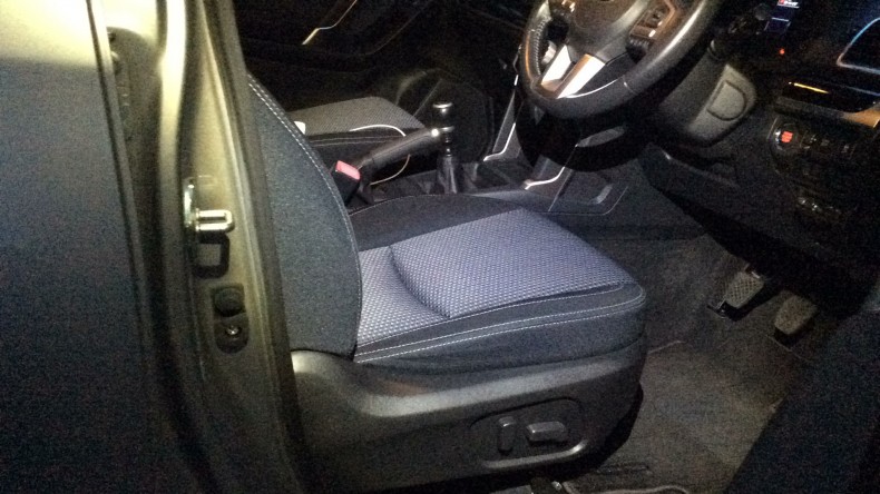 内装前方シート