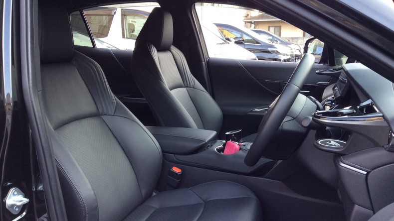 内装前方シート