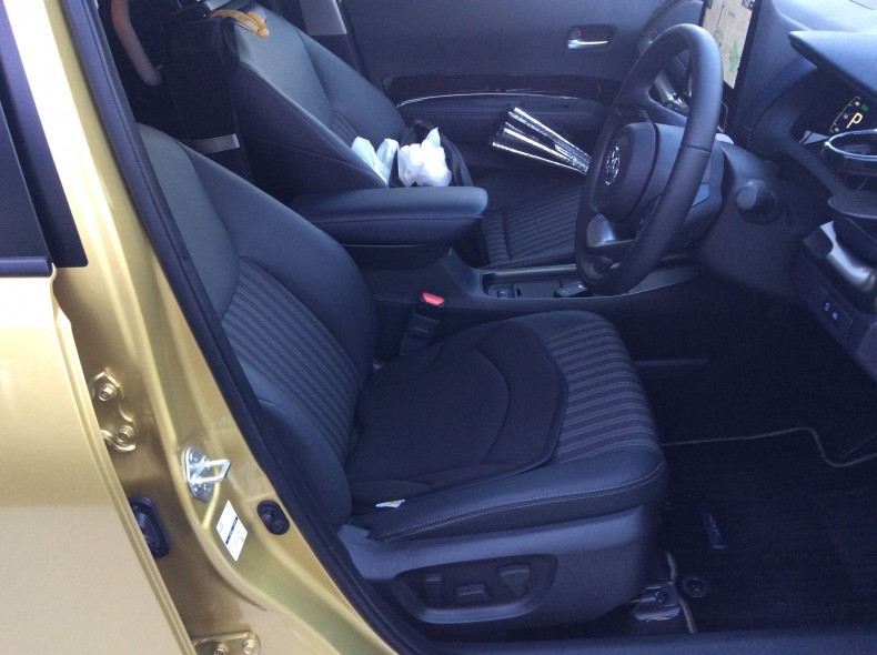 内装前方シート