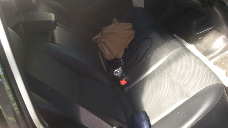 内装後方シート