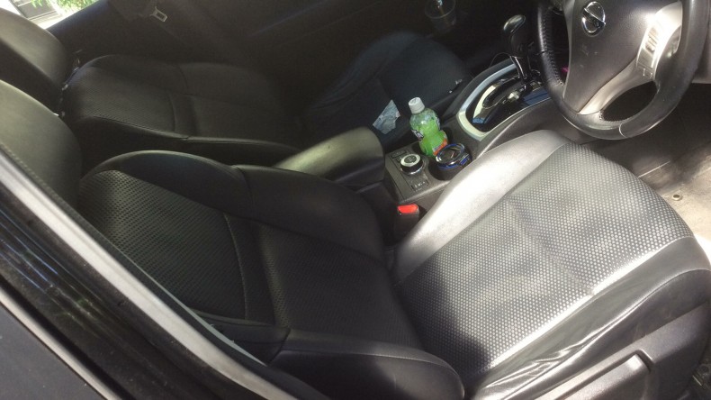 内装前方シート