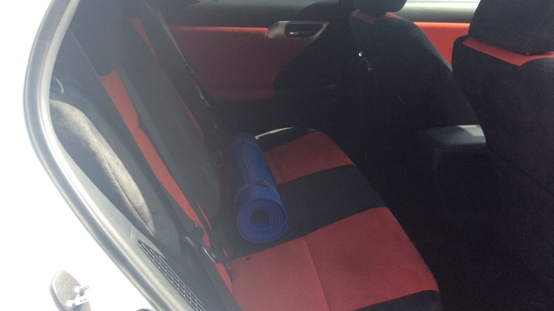 内装後方シート