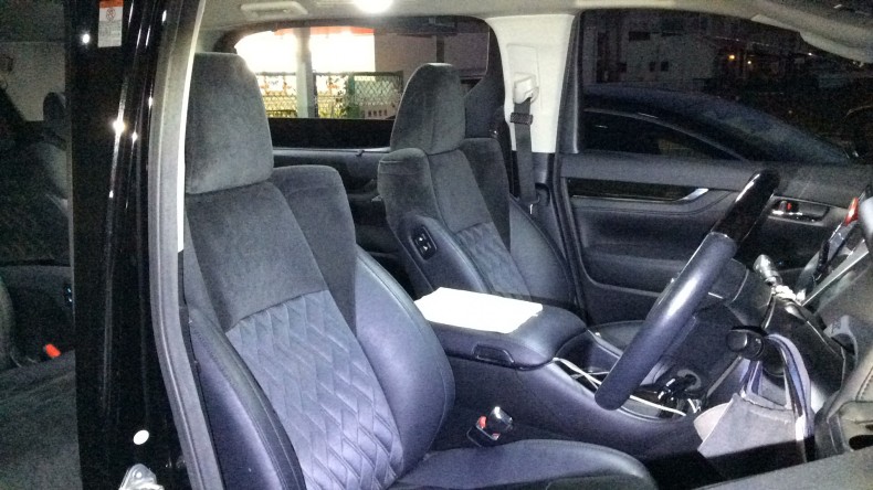 内装前方シート