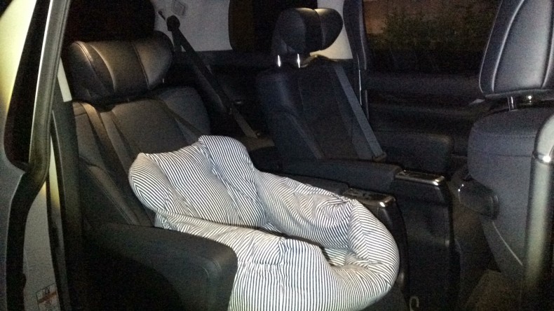 内装後方シート