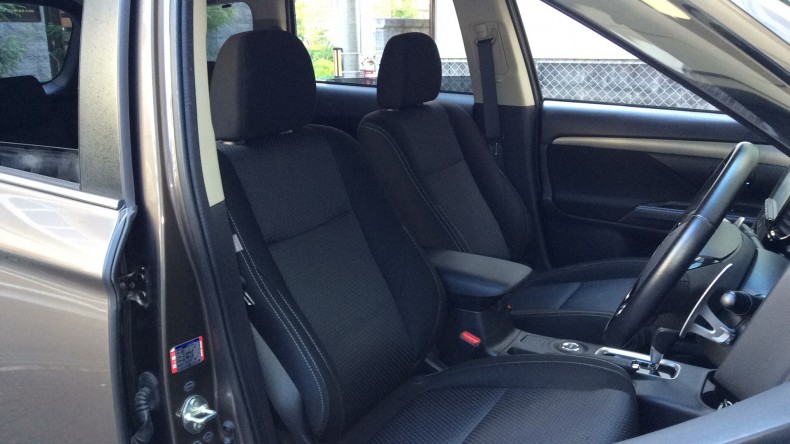 内装前方シート