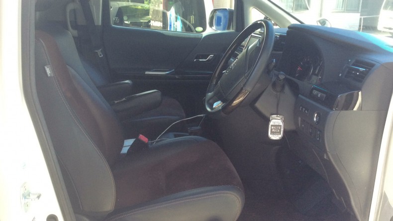 内装前方シート