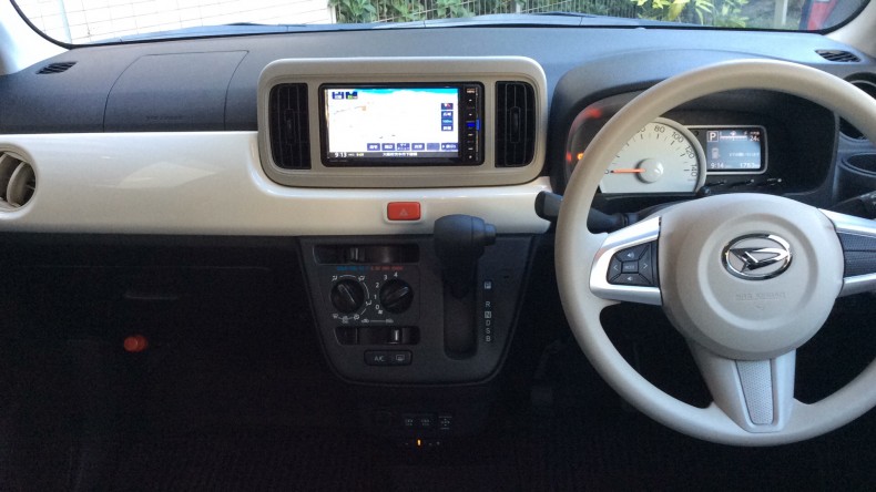 内装インパネ全体