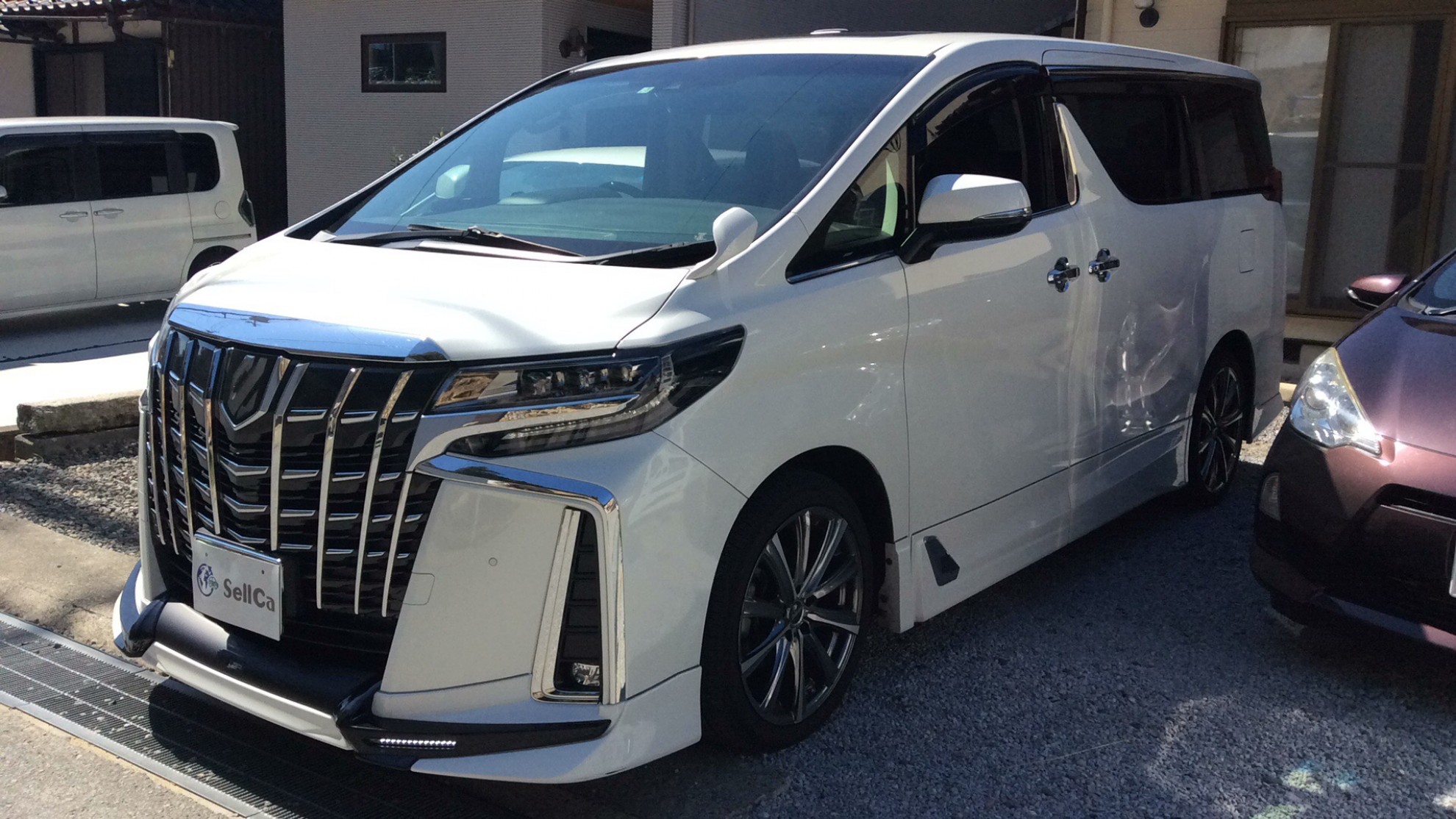 トヨタ　アルファード ２．５Ｓ Ａパッケージの車種サムネイル画像