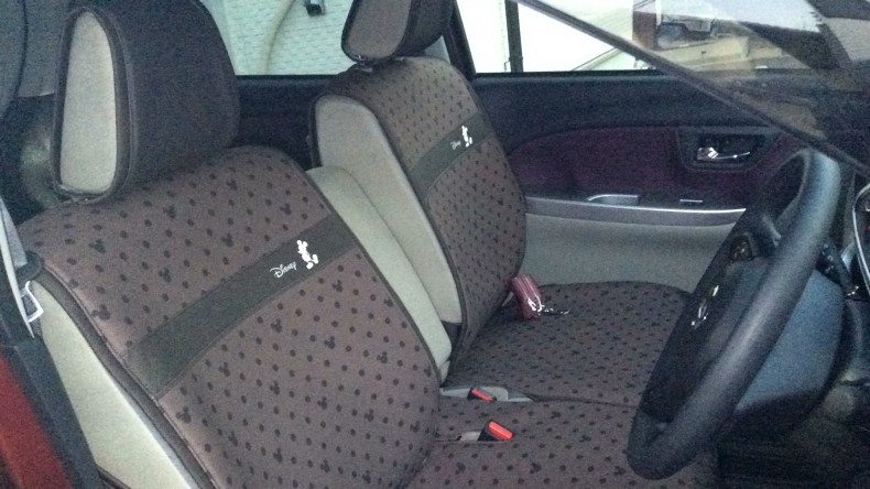 内装前方シート