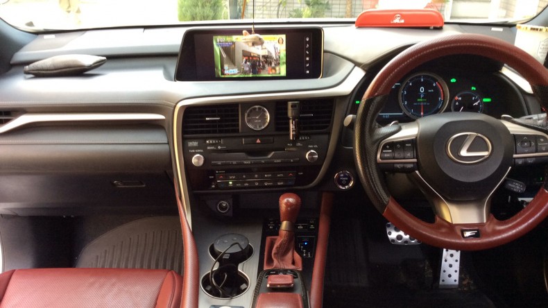 内装インパネ全体