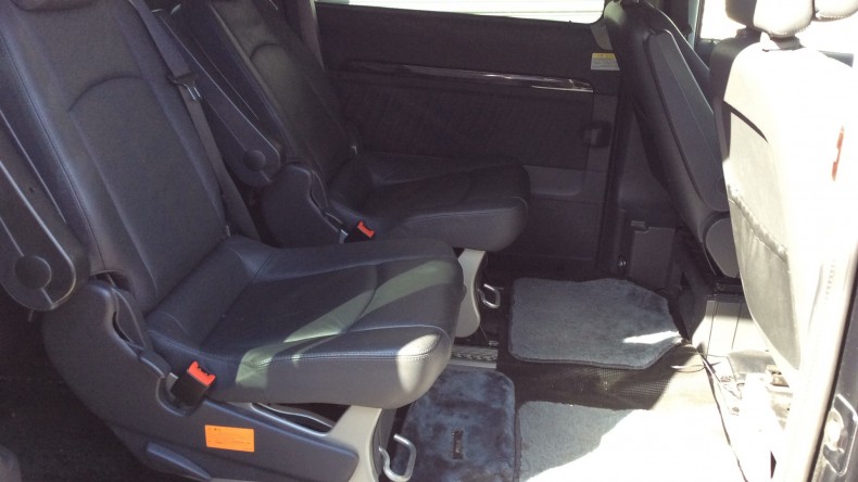 内装後方シート