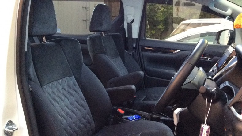 内装前方シート