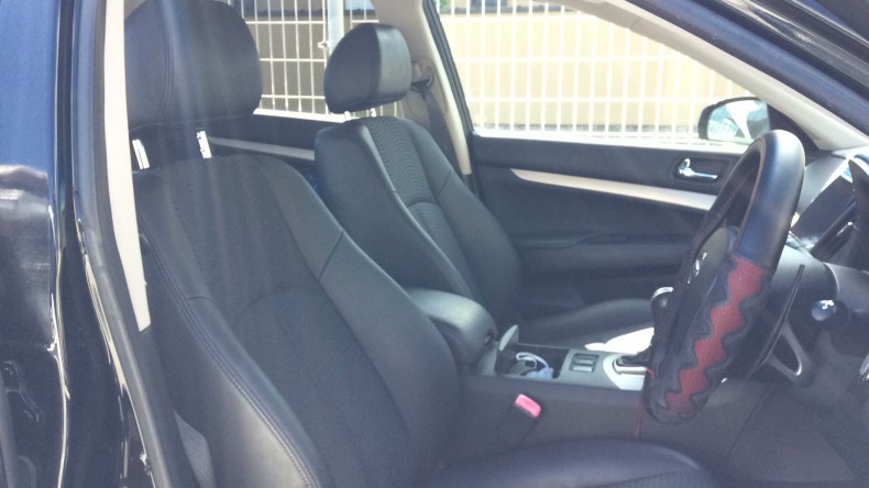 内装前方シート