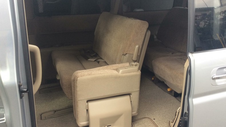 内装後方シート