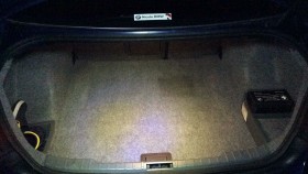 内装トランク