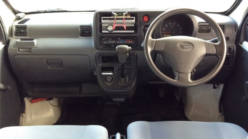 内装インパネ全体