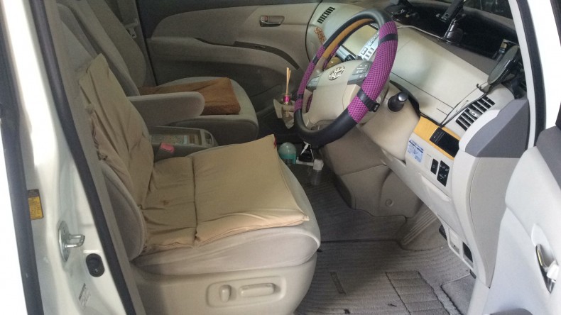 内装前方シート