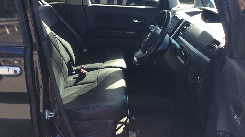 内装前方シート