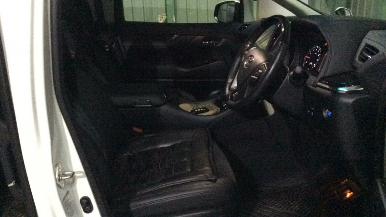 内装前方シート