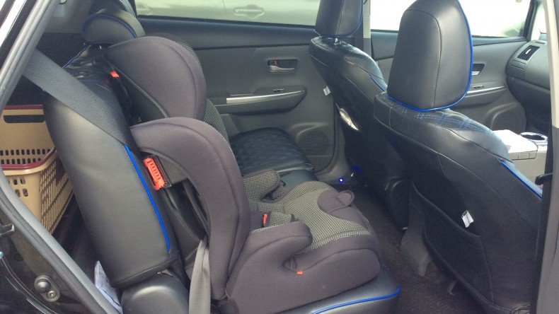 内装後方シート