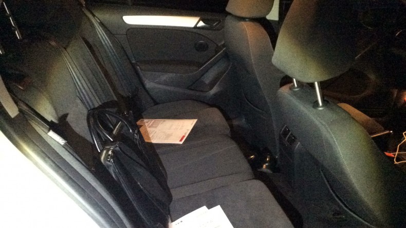 内装後方シート