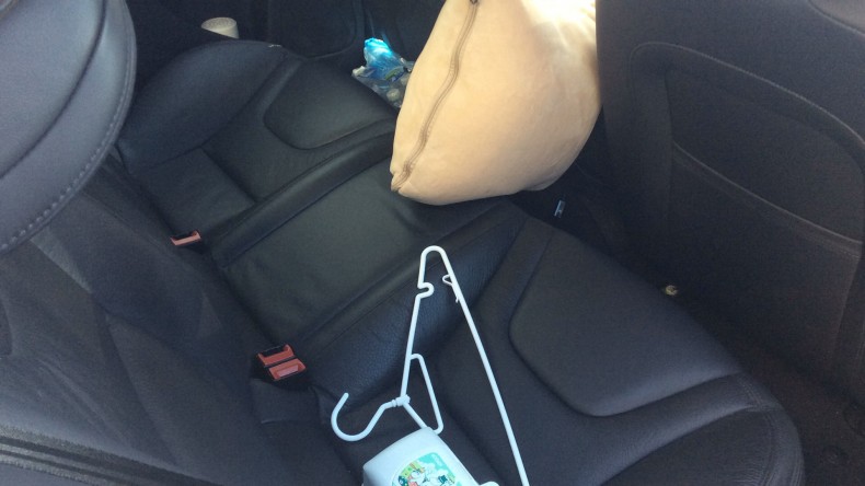 内装後方シート