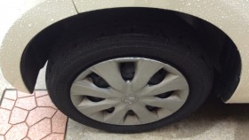 タイヤホイール前