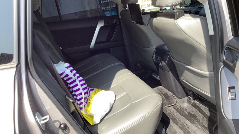 内装後方シート