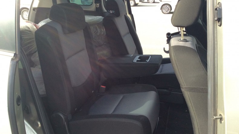 内装後方シート