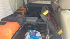 内装後方シート